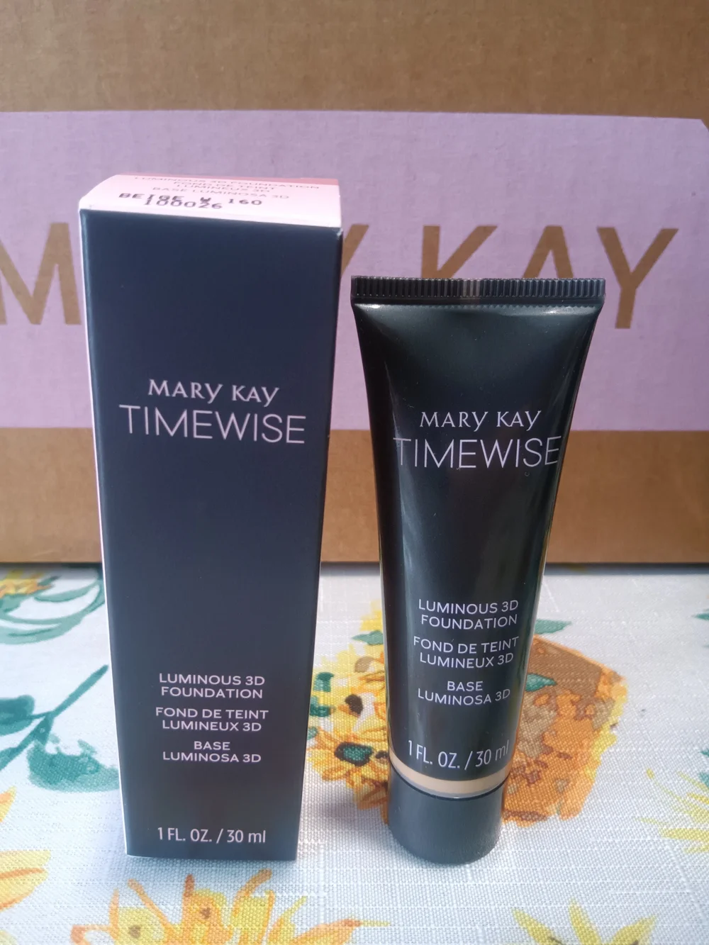 Mary Kay Timewise Luminous 3D Foundation - Beige W 160